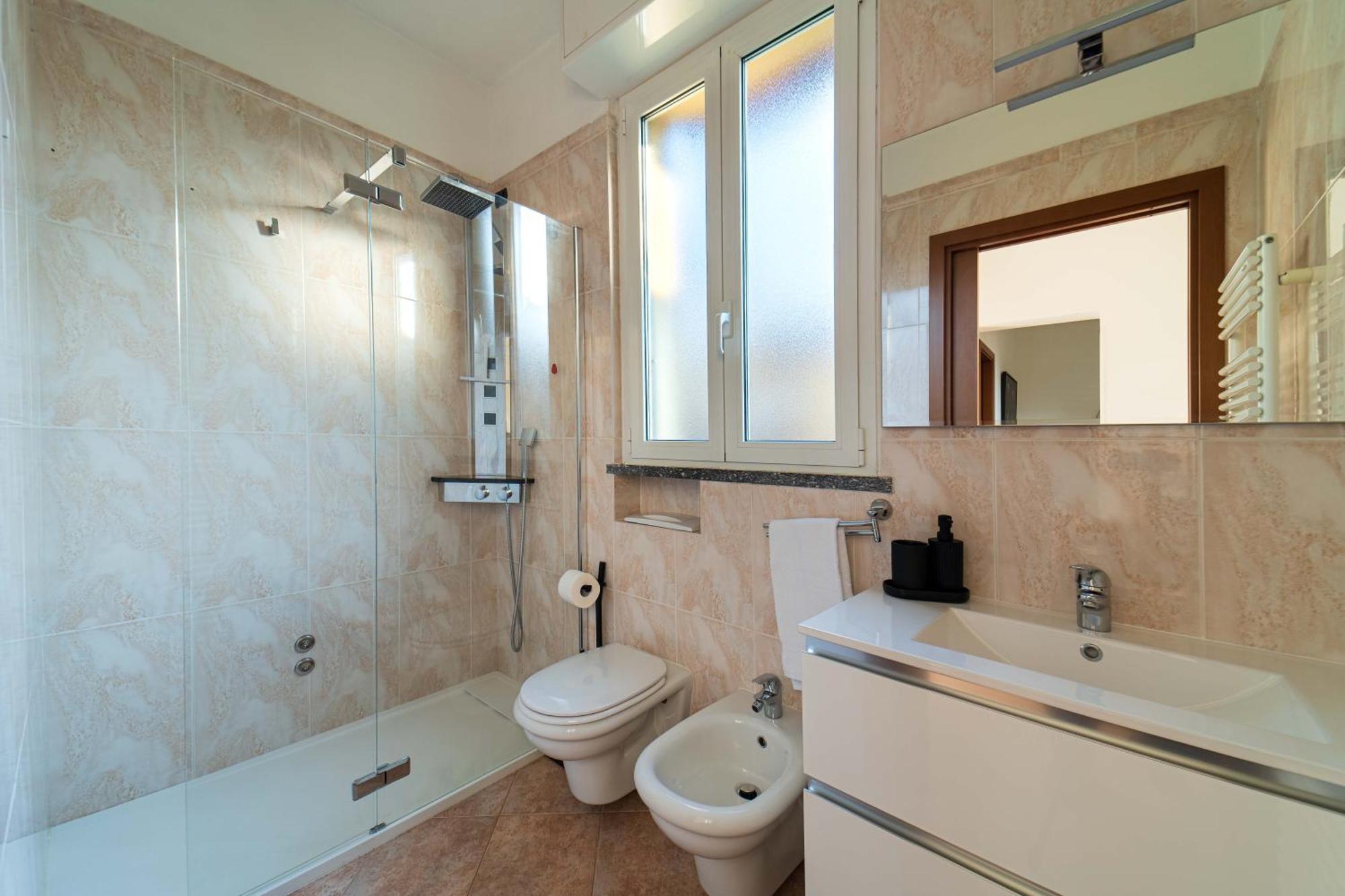 Apartamento Moonlight - Lecco Getaway Exterior foto